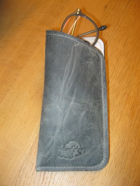 L&S Brillendoos van Crazy-Horse leder grijs-groen